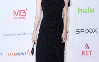 Han So Hee xinh đẹp như nữ thần vẫn tự dìm mình bằng cách trang điểm này
