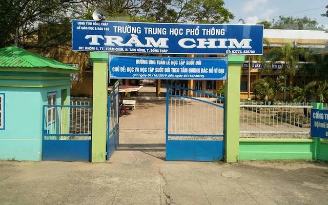 Từ sự việc hiệu trưởng ngã quỵ khi đang khai giảng: Xử lý thế nào khi có người đột quỵ?
